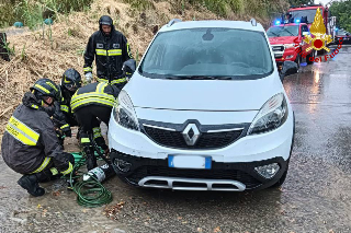 Sara morta a 16 anni in scooter, si indaga per omicidio stradale